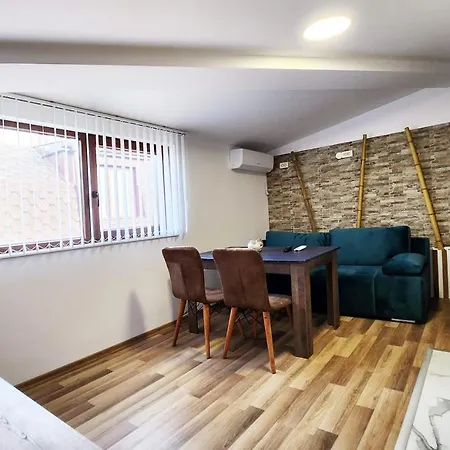 Apartment Varna Apartman *