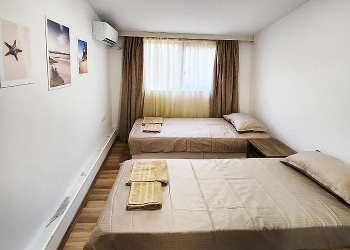 Apartment Varna Διαμέρισμα *
